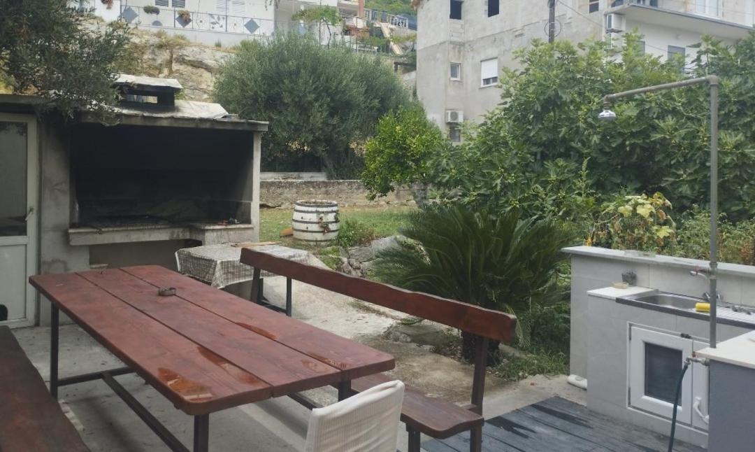 Apartmani Ivica Martic Duće Екстериор снимка